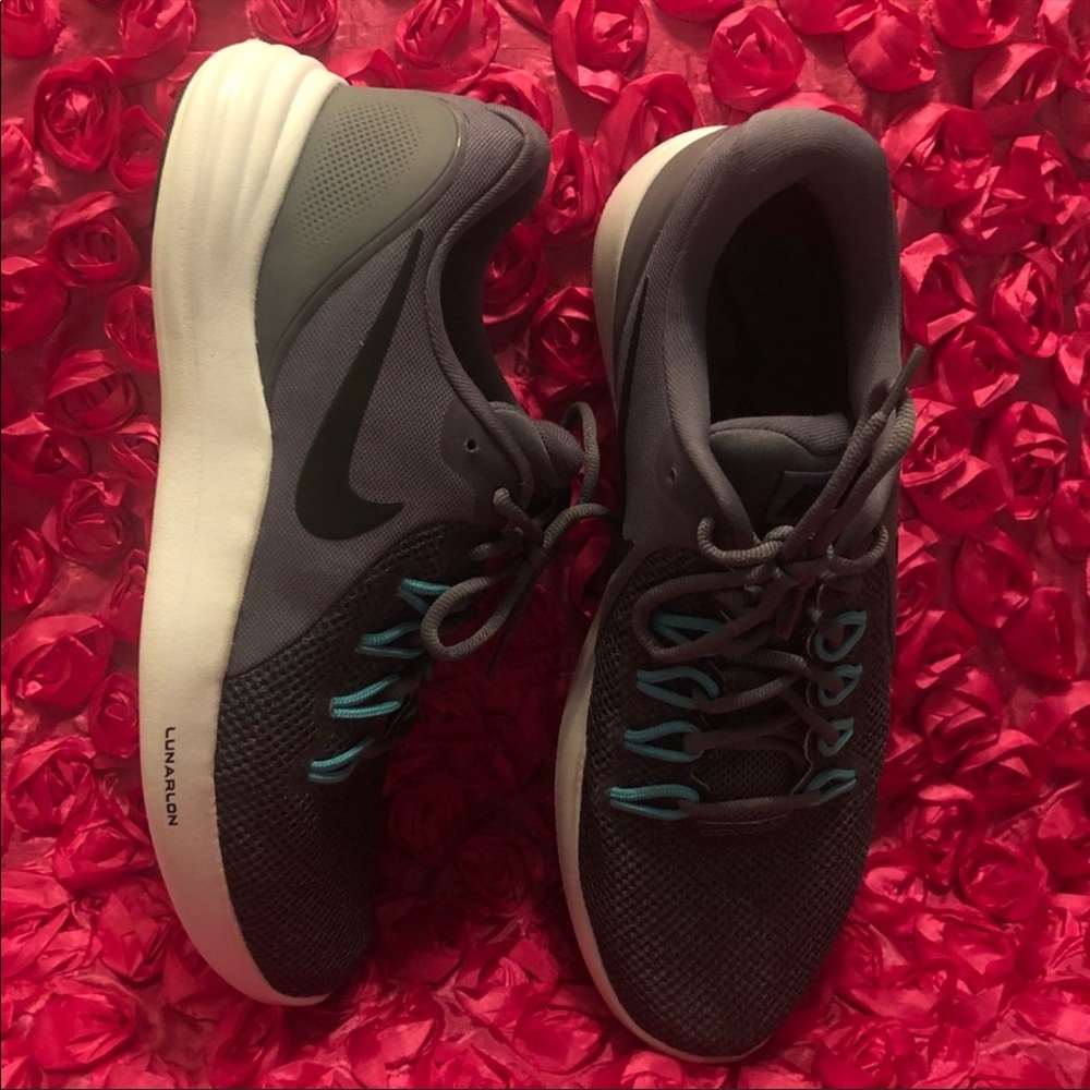 Nike Lunar Apparent Men's shoes